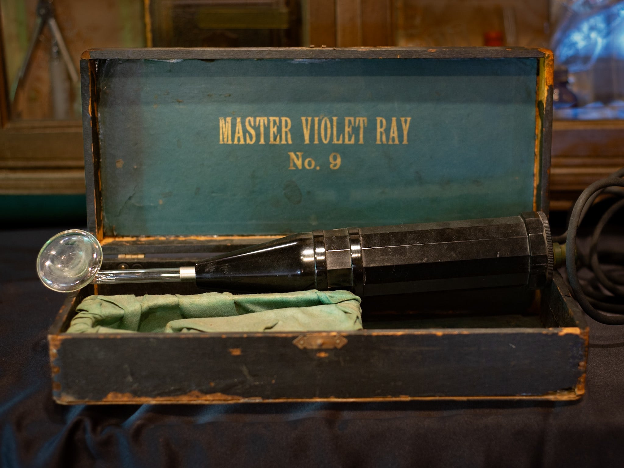 Antique Master Violet Ray Electroshock Therapy Gun