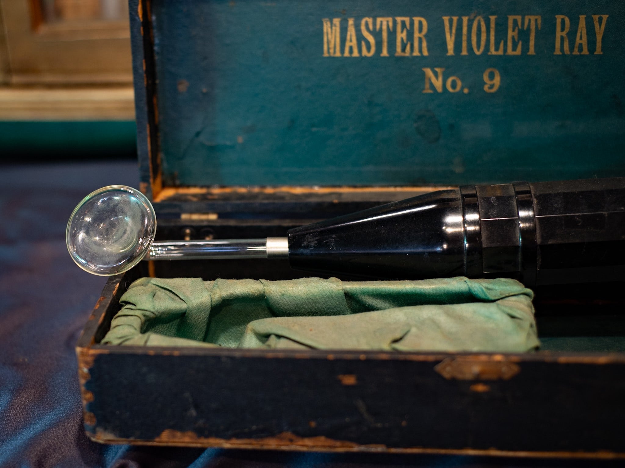 Antique Master Violet Ray Electroshock Therapy Gun