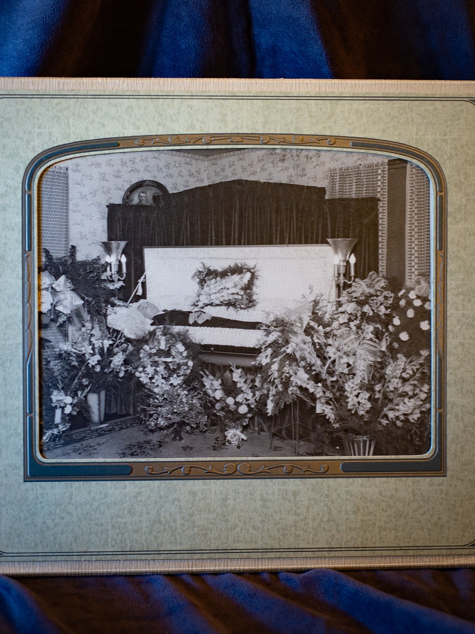 Post Mortem Large Cabinet Card, “Grandfather”