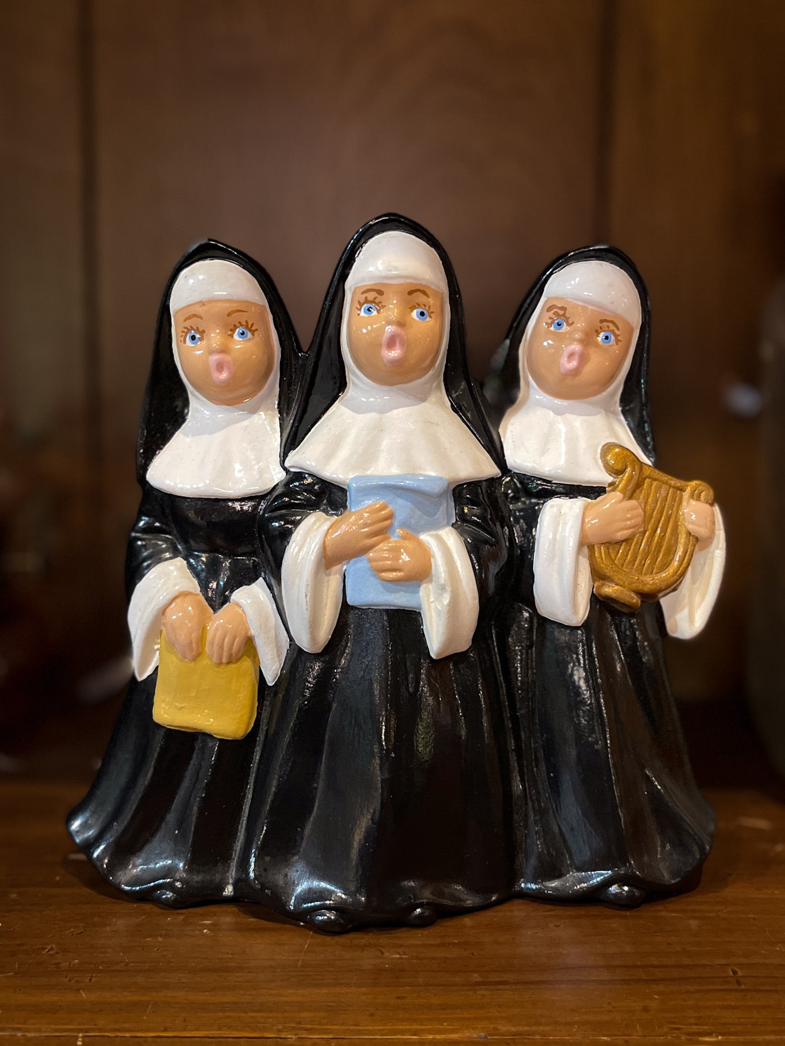 VTG Singing Nuns Music Box