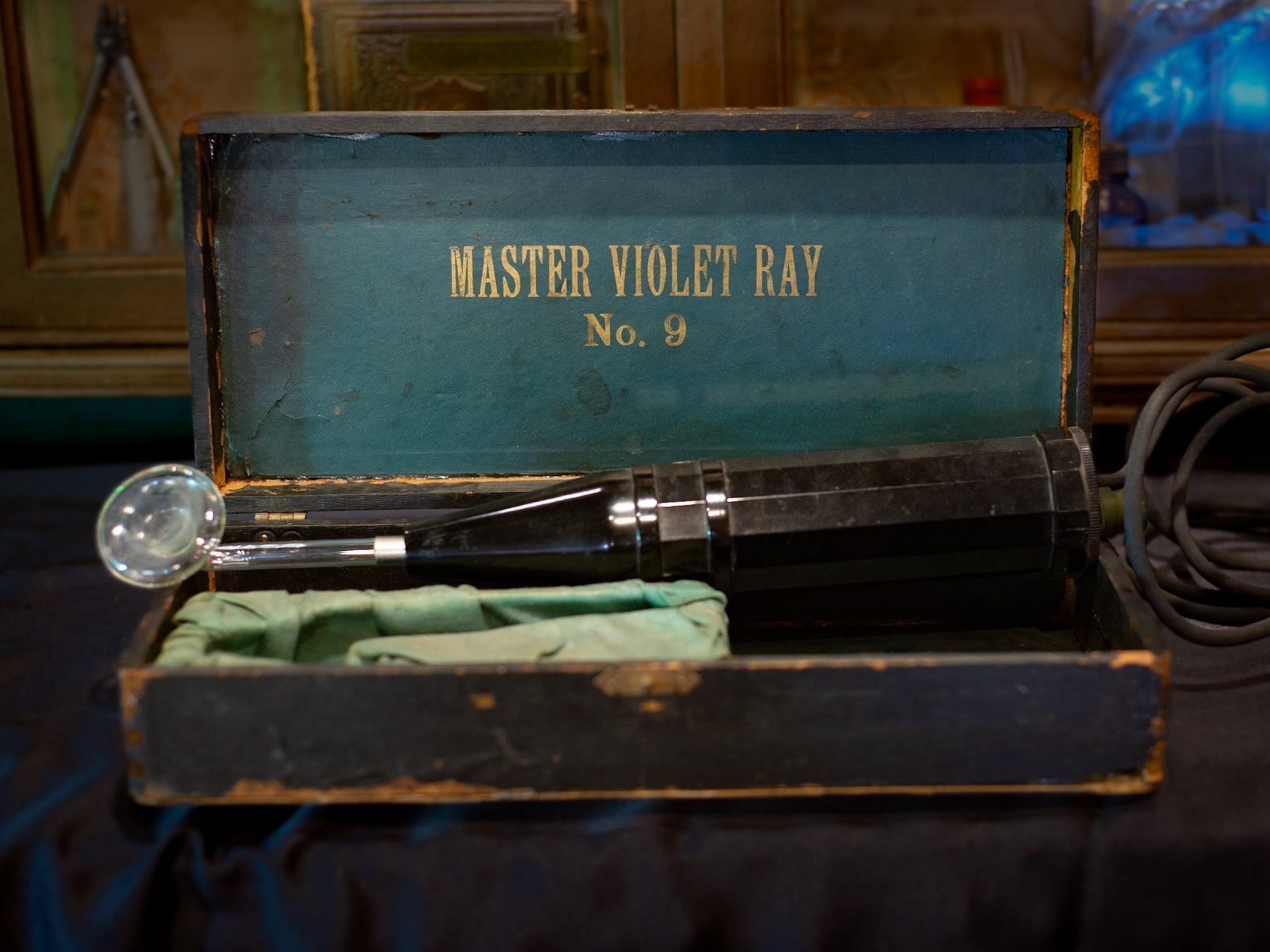 Antique Master Violet Ray Electroshock Therapy Gun